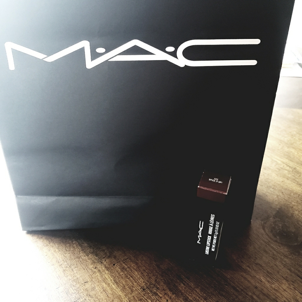 M.A.C Spice It Up! Lipstick 💋